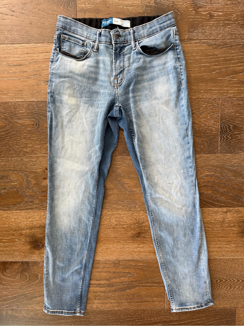 Old Navy Men's Athletic Taper Flex Jeans